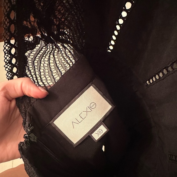 Alexis lace black romper - Picture 2 of 2